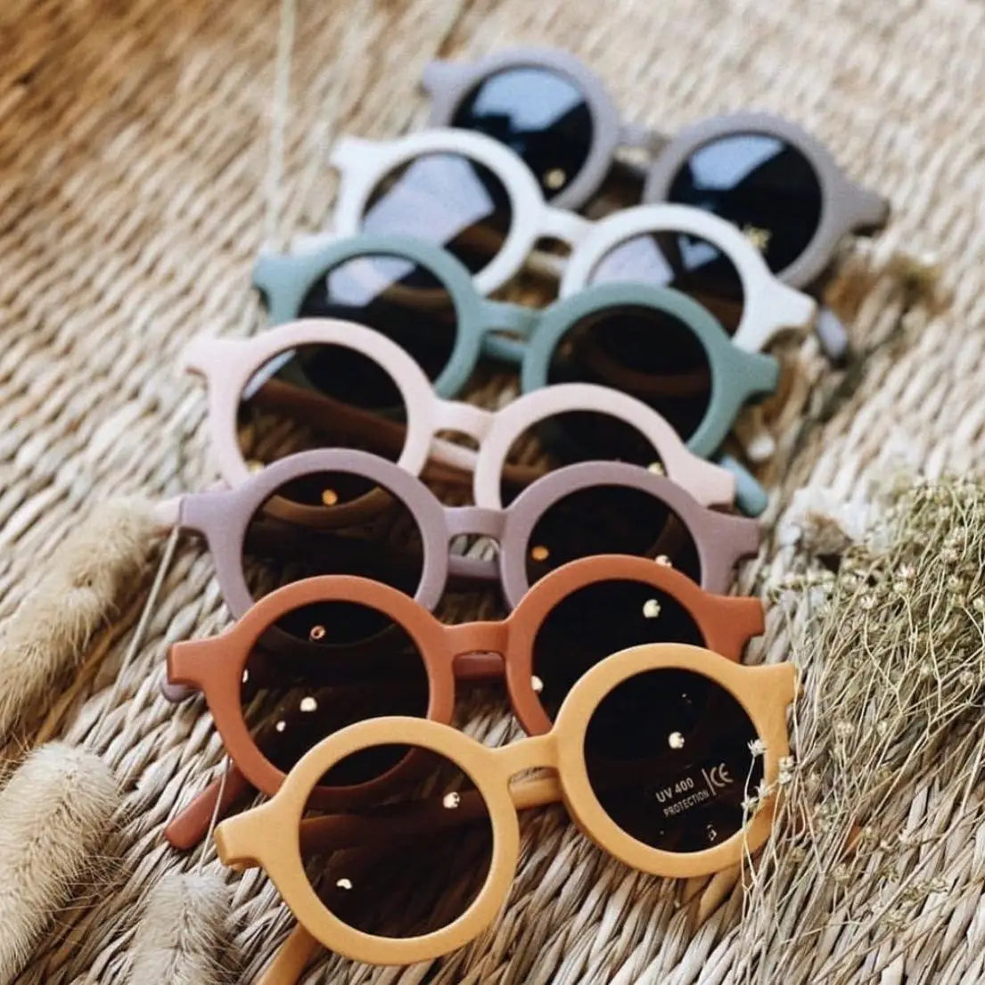 Children's Retro Round Sunglasses – UV Protection Summer Eyewear for Boys & Girls