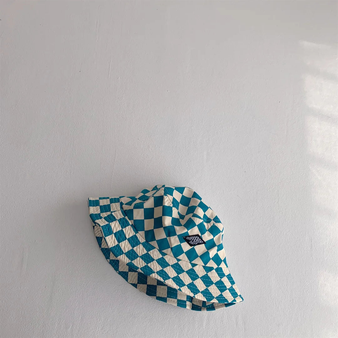 Fashionable Checkerboard Kids Bucket Hat – Soft Plaid Sun Hat for Baby Boys & Girls
