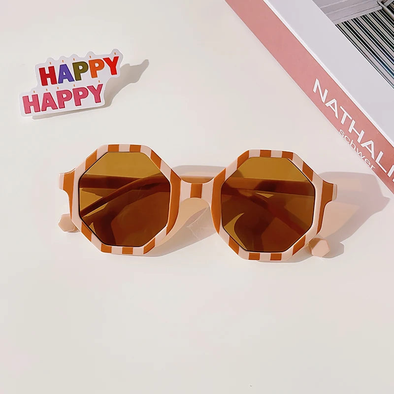 Children’s Vintage Round UV400 Sunglasses – Frosted Acrylic Sun Protection