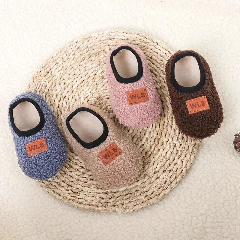 Winter Warm Baby Slippers – Soft Plush Indoor Floor Shoes with Anti-slip Sole for Toddlers