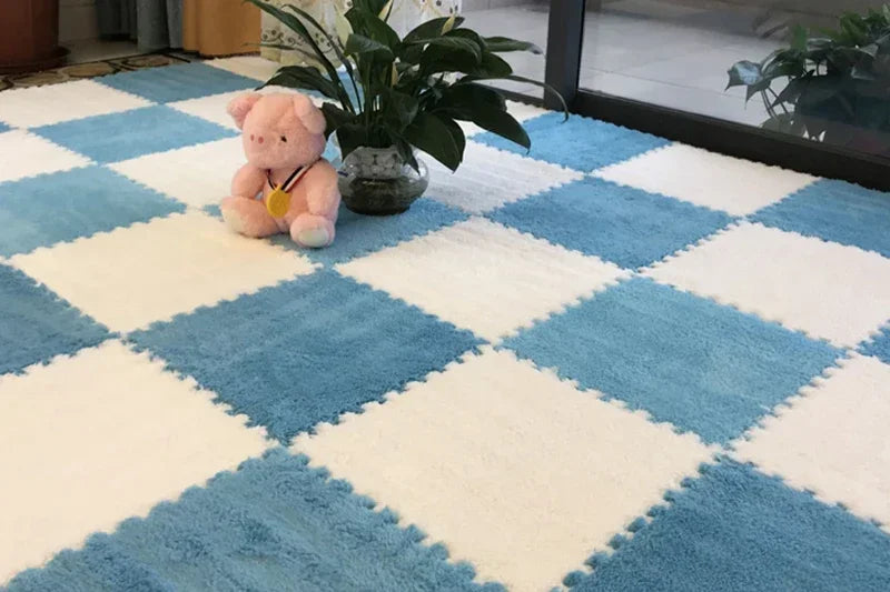 30x30cm Soft Plush Kids Puzzle Play Mat – Interlocking Warm Carpet Tiles for Home & Nursery Use