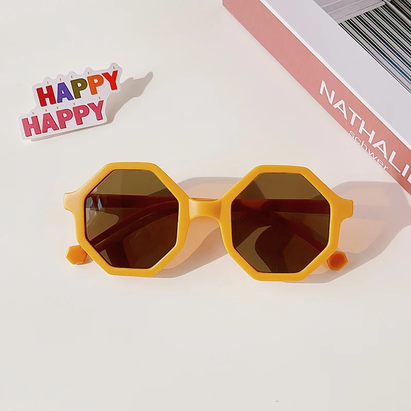 Children’s Vintage Round UV400 Sunglasses – Frosted Acrylic Sun Protection