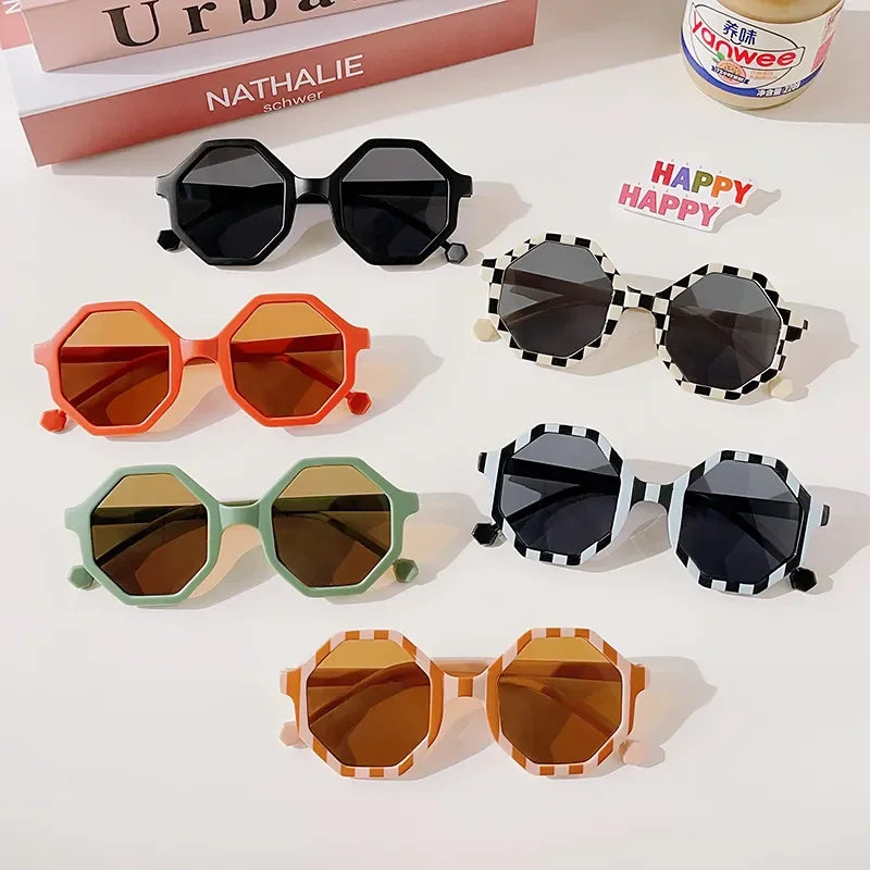 Children’s Vintage Round UV400 Sunglasses – Frosted Acrylic Sun Protection