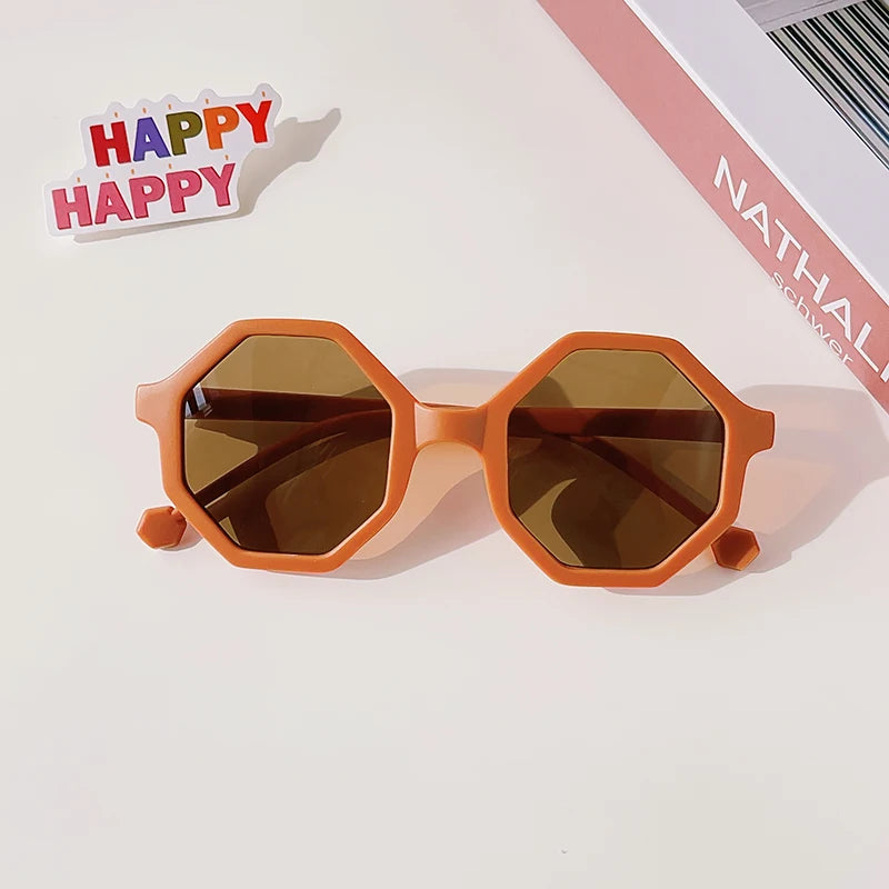 Children’s Vintage Round UV400 Sunglasses – Frosted Acrylic Sun Protection