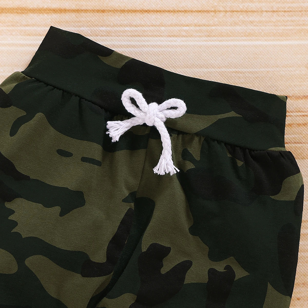 Baby Boy Summer Outfit Set – Letter Bodysuit + Camouflage Pants + Hat (0–18 Months)