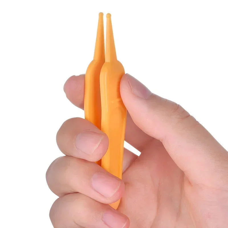 Baby Safety Tweezers – Plastic Nose Cleaner Tool for Infants & Toddlers Nasal and Ear Hygiene