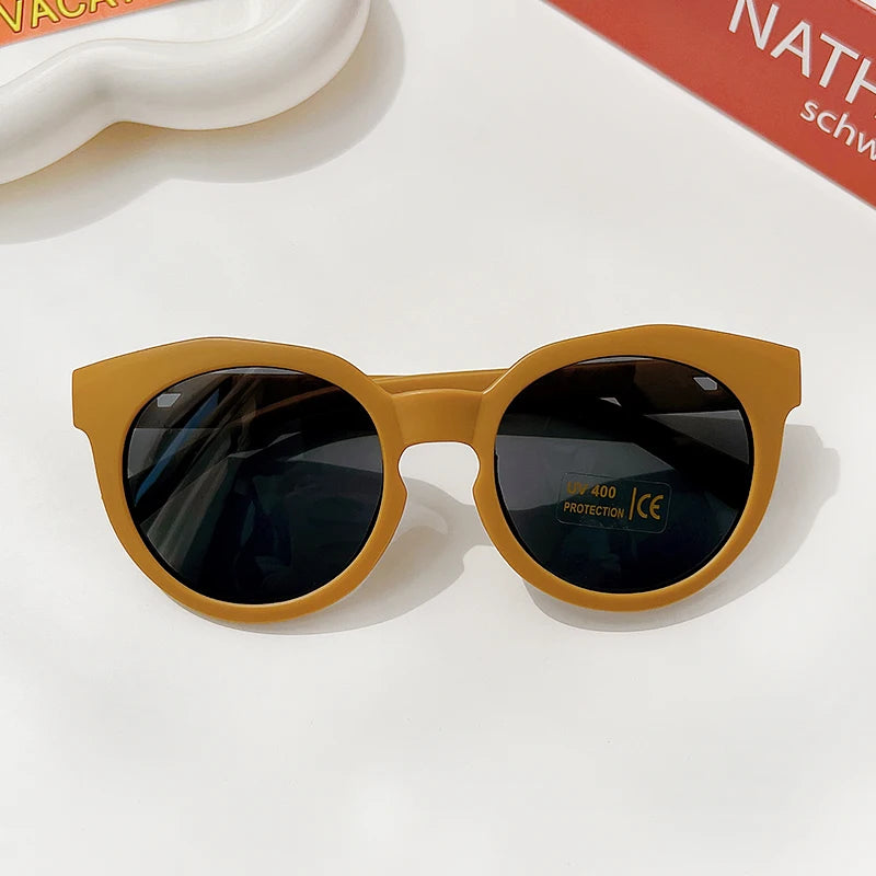 Children’s Vintage Round UV400 Sunglasses – Frosted Acrylic Sun Protection