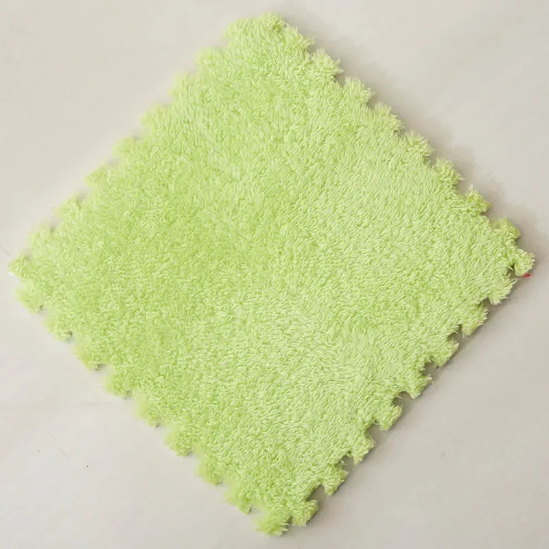 30x30cm Soft Plush Kids Puzzle Play Mat – Interlocking Warm Carpet Tiles for Home & Nursery Use