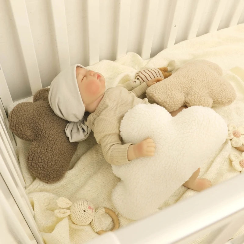 Moon-Shaped Baby Posing Pillow – Soft Plush Newborn Photography Prop for 0–12 Months