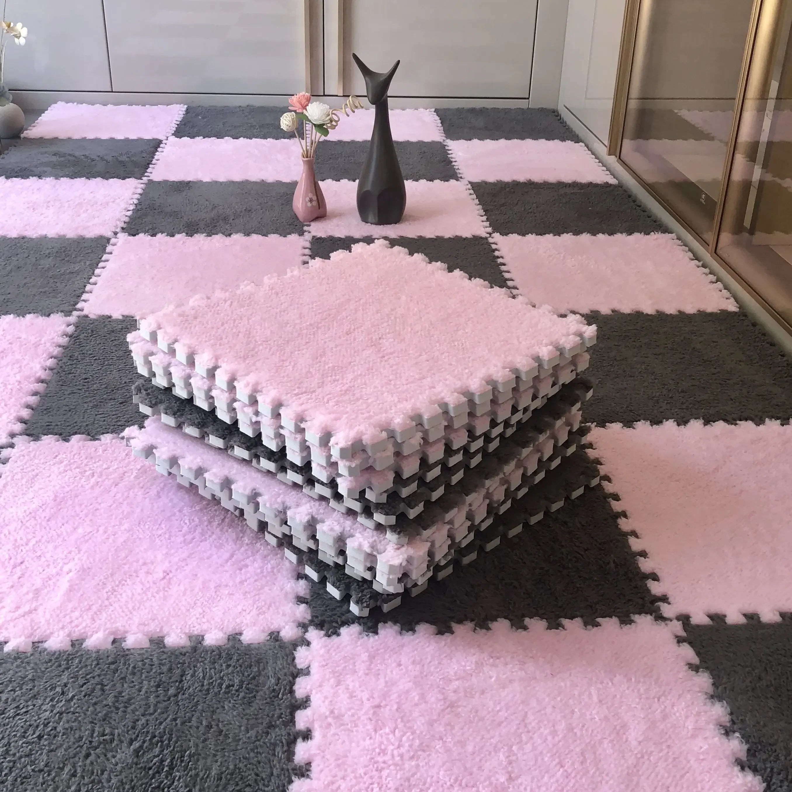 30x30cm Soft Plush Kids Puzzle Play Mat – Interlocking Warm Carpet Tiles for Home & Nursery Use
