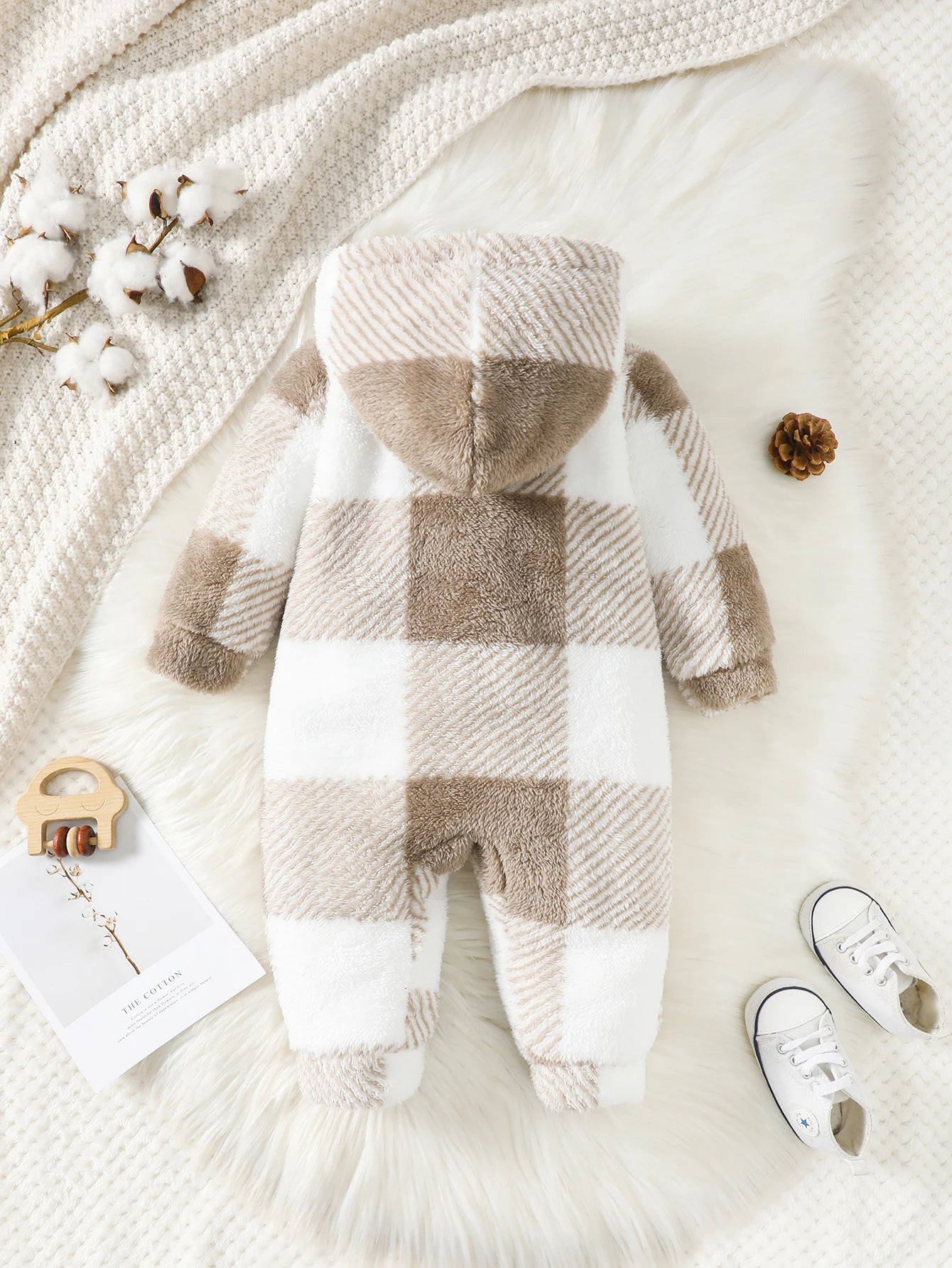 Baby Plaid Hooded Romper – Warm Winter Jumpsuit for Boys & Girls (3–24 Months)