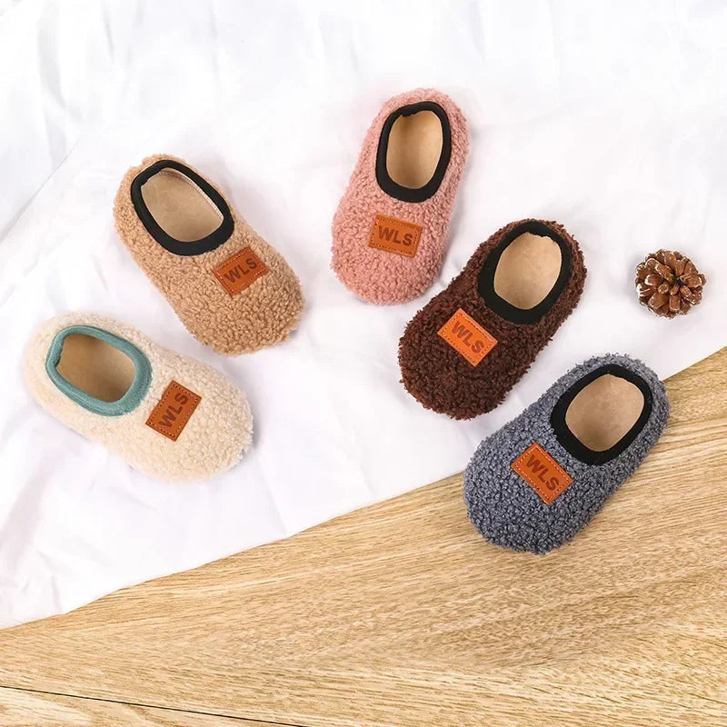 Winter Warm Baby Slippers – Soft Plush Indoor Floor Shoes with Anti-slip Sole for Toddlers