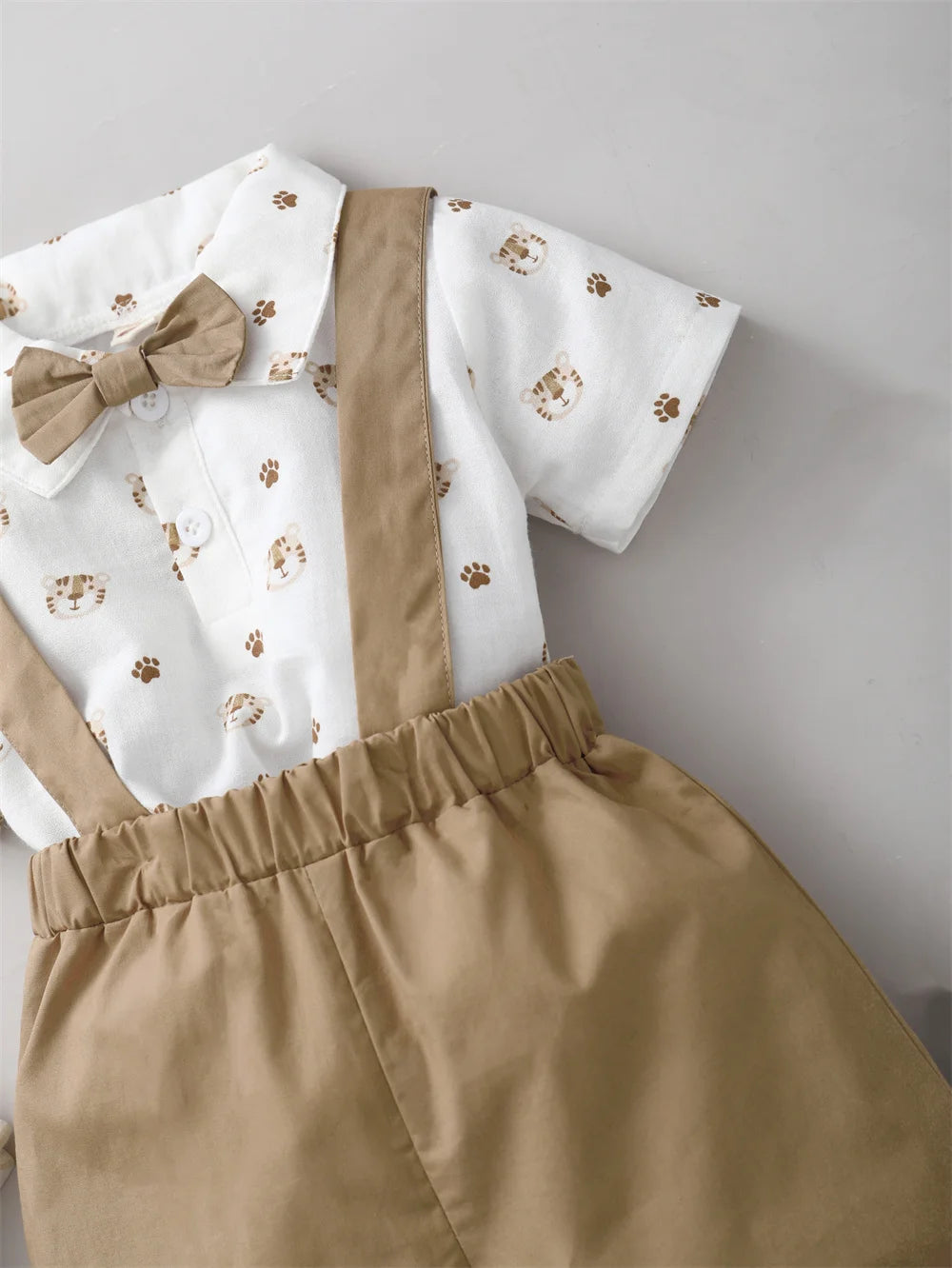 2PCS Toddler Boy Outfit – Tiger Shirt & Strap Shorts Birthday Set (0–2 Years)